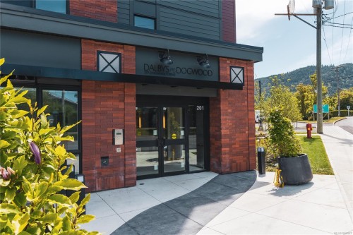 103-201 Dogwood Dr, Ladysmith, BC - Outdoor