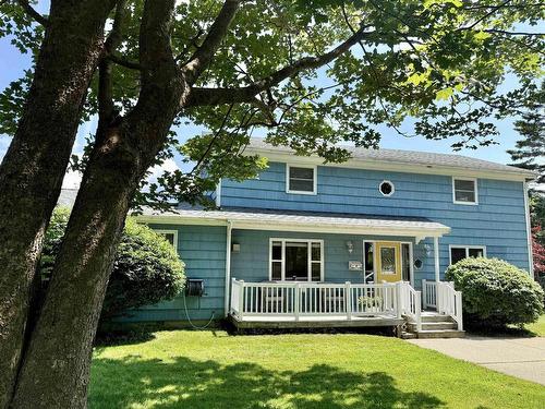20 Parade Street, Yarmouth, NS 