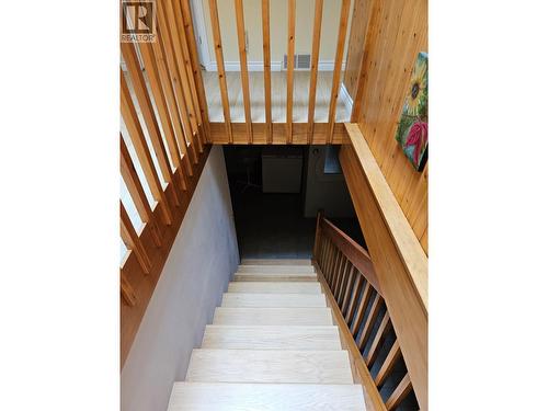 145 Mostyn Road, Arrow Park, BC - Indoor Photo Showing Other Room