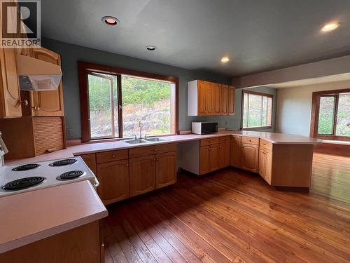3272 Millar Road, Smithers, BC - Indoor Photo Showing Kitchen With Double Sink