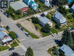 200 Third Street E  Revelstoke, BC V0E 2S0