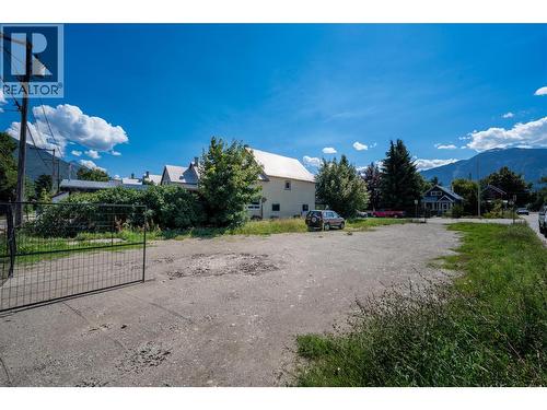 200 Third Street E, Revelstoke, BC 