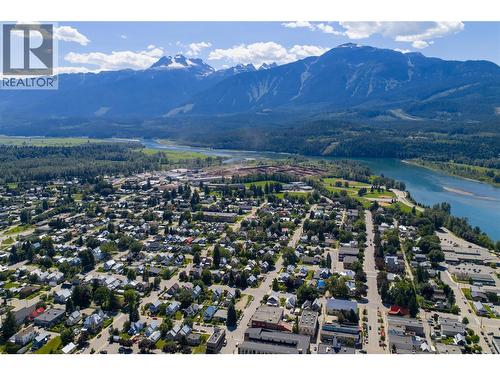 200 Third Street E, Revelstoke, BC 