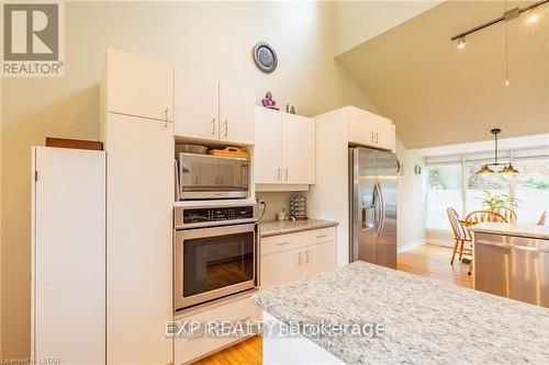 9680 Plank Road, Bayham, ON - Indoor Photo Showing Kitchen