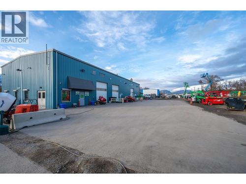 206 Maple Avenue, Oliver, BC 