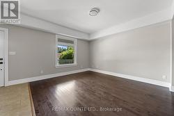 Living/Dining Room - 