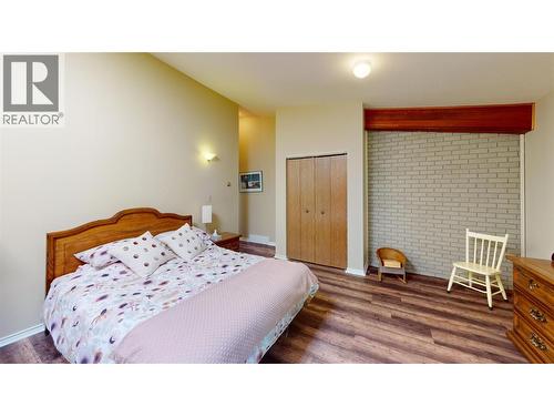 105 Castle Mountain Road, Fernie, BC - Indoor Photo Showing Bedroom