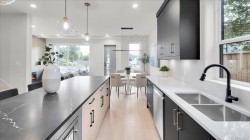 2-588 Whiteside St  Saanich, BC V8Z 1Y6