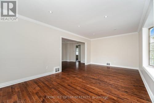 132 Eagle Street, Newmarket, ON - Indoor Photo Showing Other Room