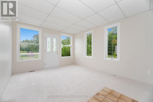 132 Eagle Street, Newmarket, ON -  Photo Showing Other Room