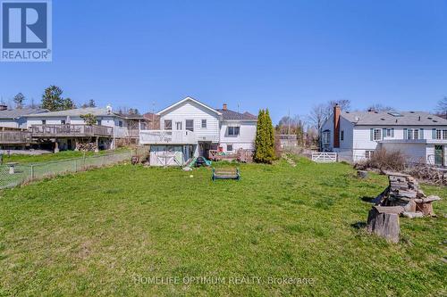 132 Eagle Street, Newmarket, ON - Outdoor