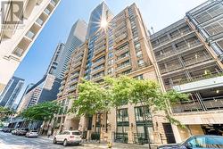 2701 - 35 HAYDEN STREET  Toronto, ON M4Y 3C3