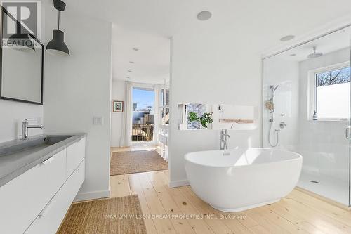 67 Pinhey Street, Ottawa, ON - Indoor Photo Showing Bathroom
