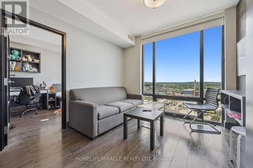 T1-1901 - 330 Phillip Street S, Waterloo, ON - Indoor Photo Showing Living Room