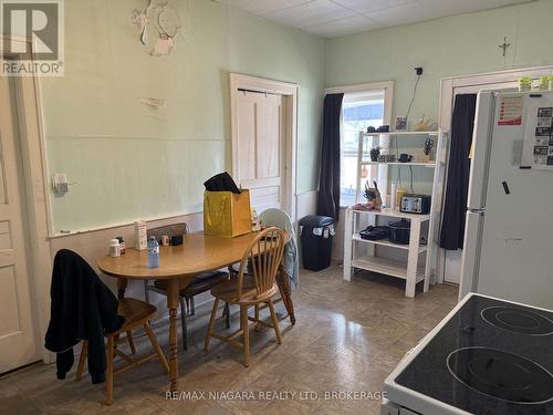 35 Forsythe Street, Fort Erie (Central), ON - Indoor Photo Showing Dining Room