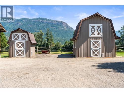 48 Waterside Road, Enderby, BC - Outdoor