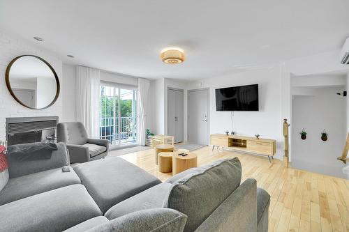 Living room - 743A Rue Principale, Saint-Sauveur, QC - Indoor Photo Showing Living Room With Fireplace