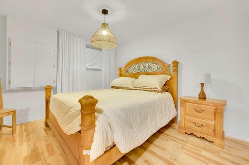 Bedroom - 743A Rue Principale, Saint-Sauveur, QC - Indoor Photo Showing Bedroom