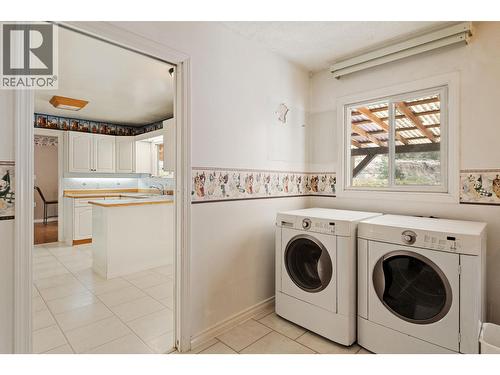 3219 River Road, Keremeos, BC - Indoor Photo Showing Laundry Room