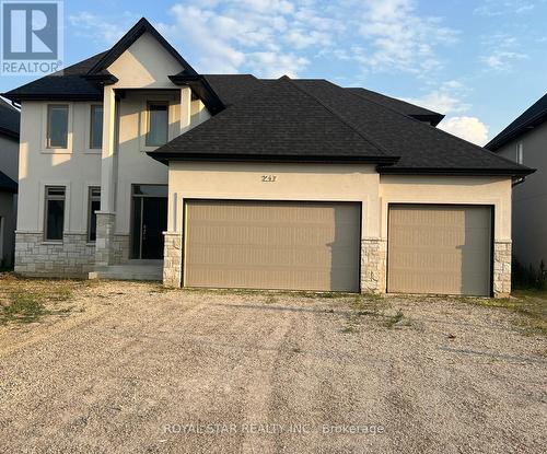 217 COWAN COURT  Amherstburg, ON N9V 0B9