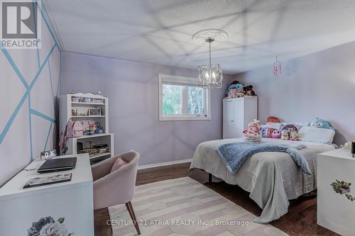 331 Binns Avenue, Newmarket, ON - Indoor Photo Showing Bedroom