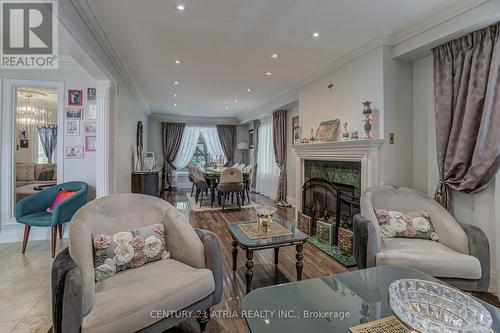 331 Binns Avenue, Newmarket, ON - Indoor Photo Showing Living Room With Fireplace