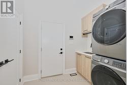 Main floor laundry/mud room - 