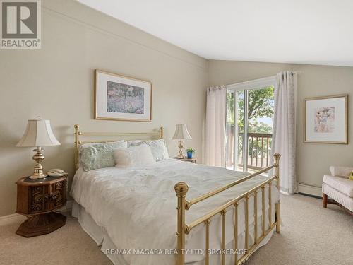 735 Niagara Boulevard, Fort Erie (Central), ON - Indoor Photo Showing Bedroom