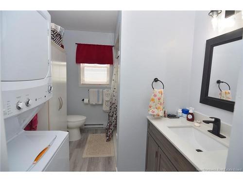 82 Old Harvey Rd, Mcadam, NB 