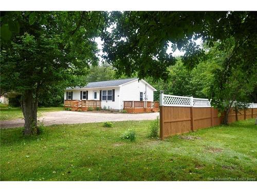 82 Old Harvey Rd, Mcadam, NB 