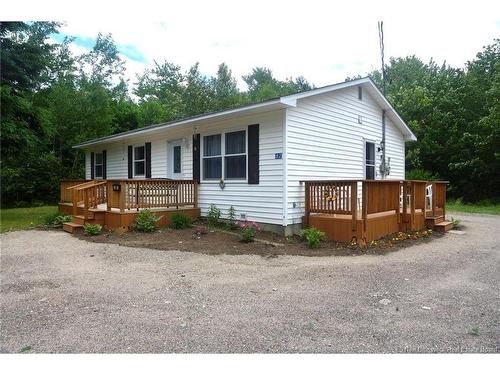 82 Old Harvey Rd, Mcadam, NB 