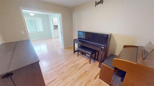 26-2375 1St Street, Cranbrook, BC - Indoor Photo Showing Other Room