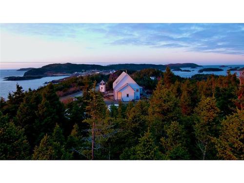 4 Green Cove Road, Pike'S Arm, NL 