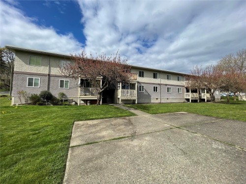 17-3271 Cowichan Lake Rd, Duncan, BC - Outdoor