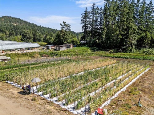 6070 Oldfield Rd, Saanich, BC 
