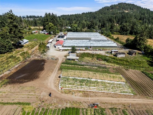 6070 Oldfield Rd, Saanich, BC 
