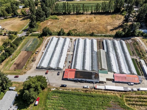 6070 Oldfield Rd, Saanich, BC 