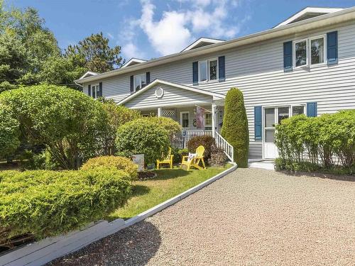 439 Park Street  Kentville, NS B4N 1M9