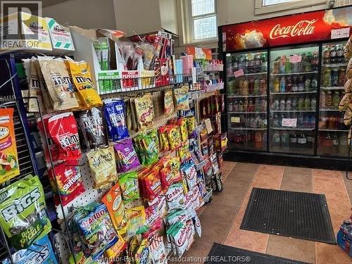 699 Charlotte Street, Windsor, ON 