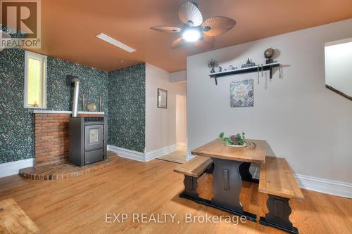 2027 Victoria Street, Howick, ON - Indoor Photo Showing Dining Room
