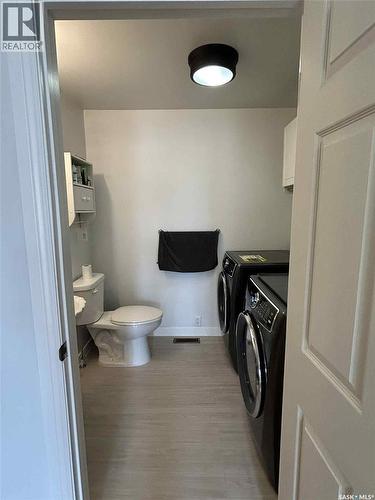 415 Prince Street, Hudson Bay, SK - Indoor Photo Showing Laundry Room