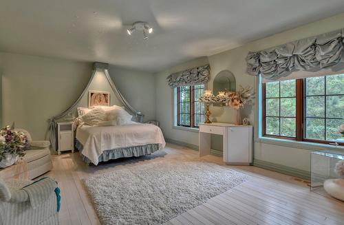 Chambre à coucher - 7 Place De Briey, Lorraine, QC - Indoor Photo Showing Bedroom