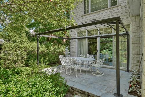 Terrasse - 7 Place De Briey, Lorraine, QC - Outdoor