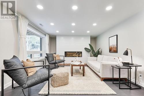 132 Coulter Drive, Kawartha Lakes (Pontypool), ON - Indoor With Fireplace