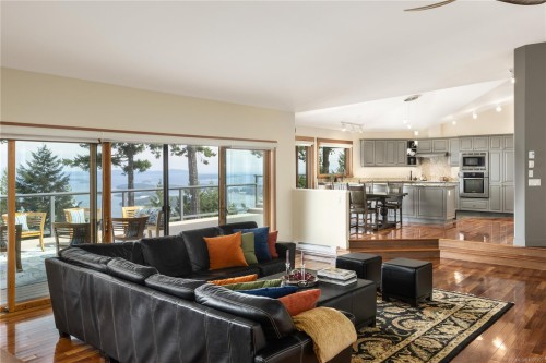 253 Chilton Rd, Salt Spring, BC 