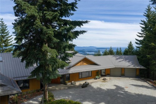 253 Chilton Rd, Salt Spring, BC 