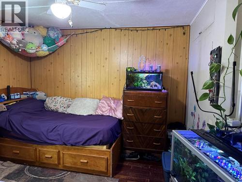 954 Glover Road, Trail, BC - Indoor Photo Showing Bedroom