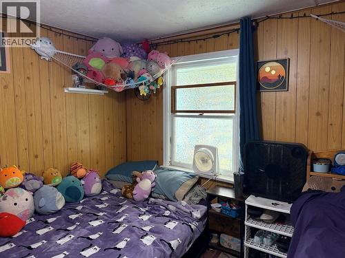954 Glover Road, Trail, BC - Indoor Photo Showing Bedroom