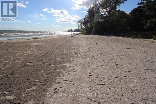 Waverly Beach - 349 Bassett Avenue, Fort Erie (Lakeshore), ON - Outdoor With View