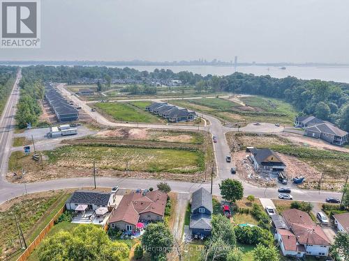 349 Bassett Avenue, Fort Erie (Lakeshore), ON - Outdoor With View